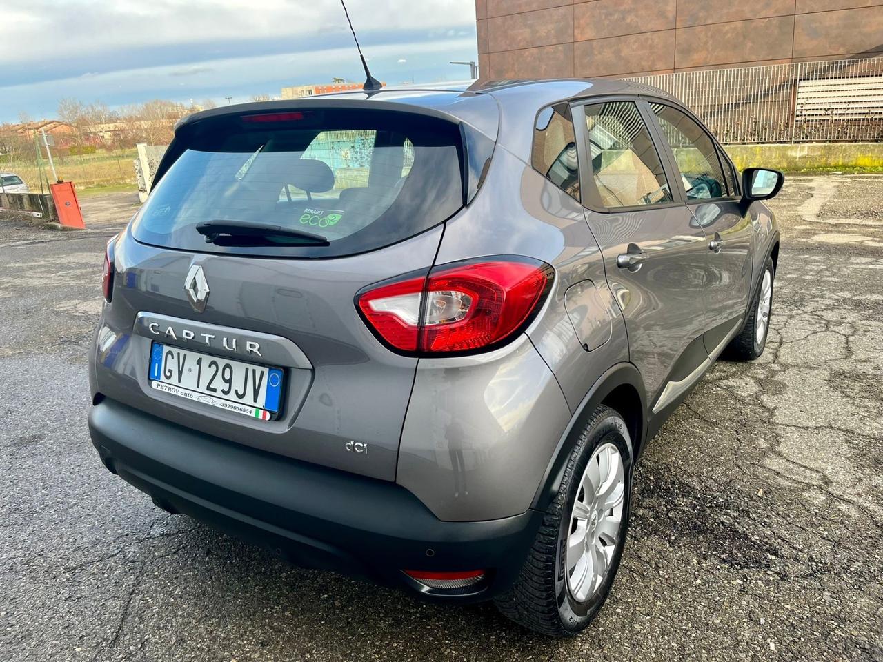 Renault Captur 1.5dci 2014 132.000km per neopatentati