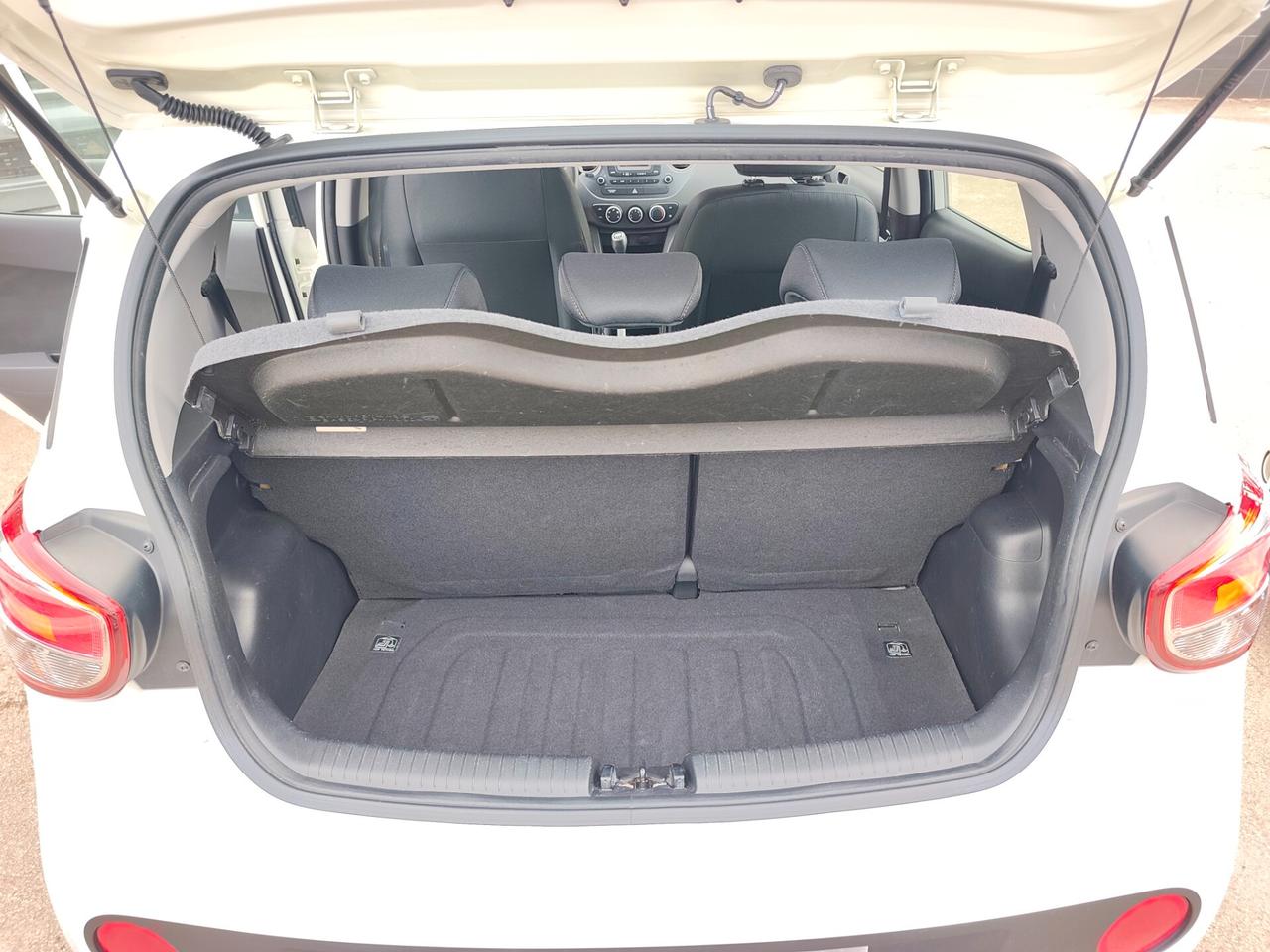 Hyundai i10 1.0 BENZINA GARANZIA 12 MESI