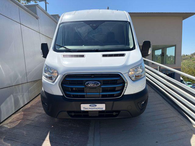 FORD E-Transit Van 350 L2H2 Trend 269CV Batt. 68KWh Auton. 260Km