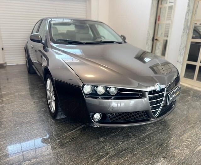Alfa Romeo 159 1.9 JTDm 16V TI