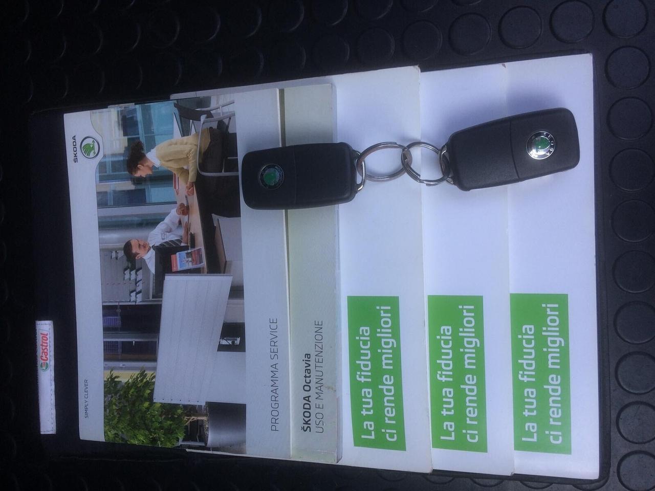 Skoda Octavia 1.6 TDI CR F.AP. Elegance 12 MESI GARANZIA