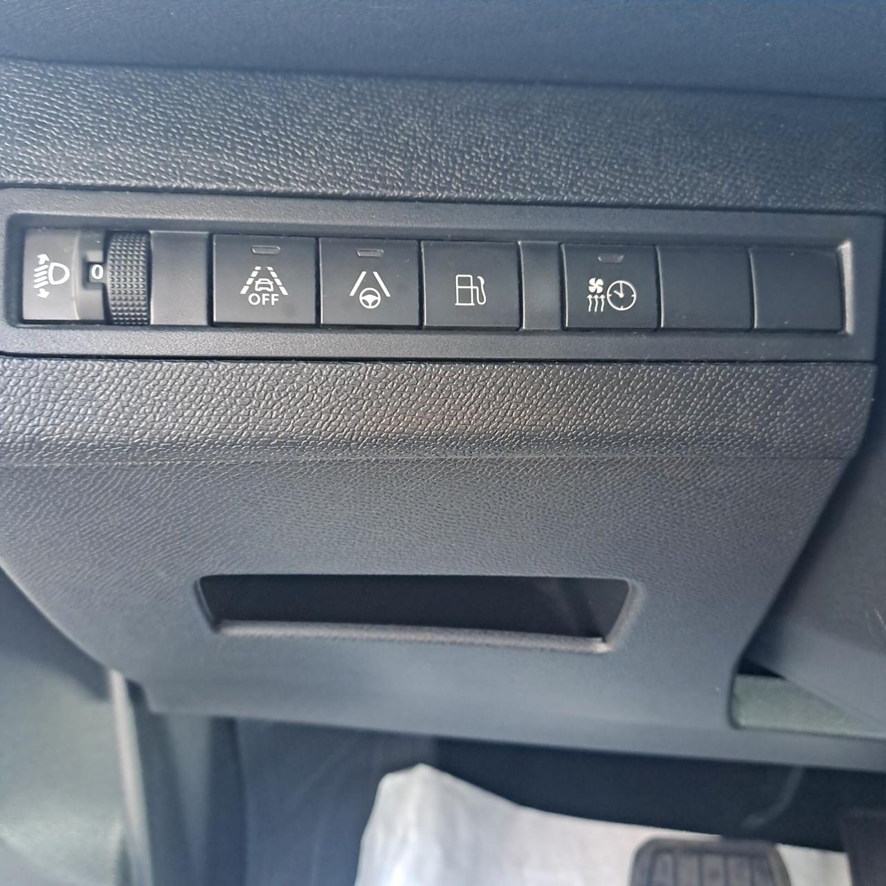 Peugeot 3008 1.6 Plug-In Hybrid 225Cv Eat8 Allure