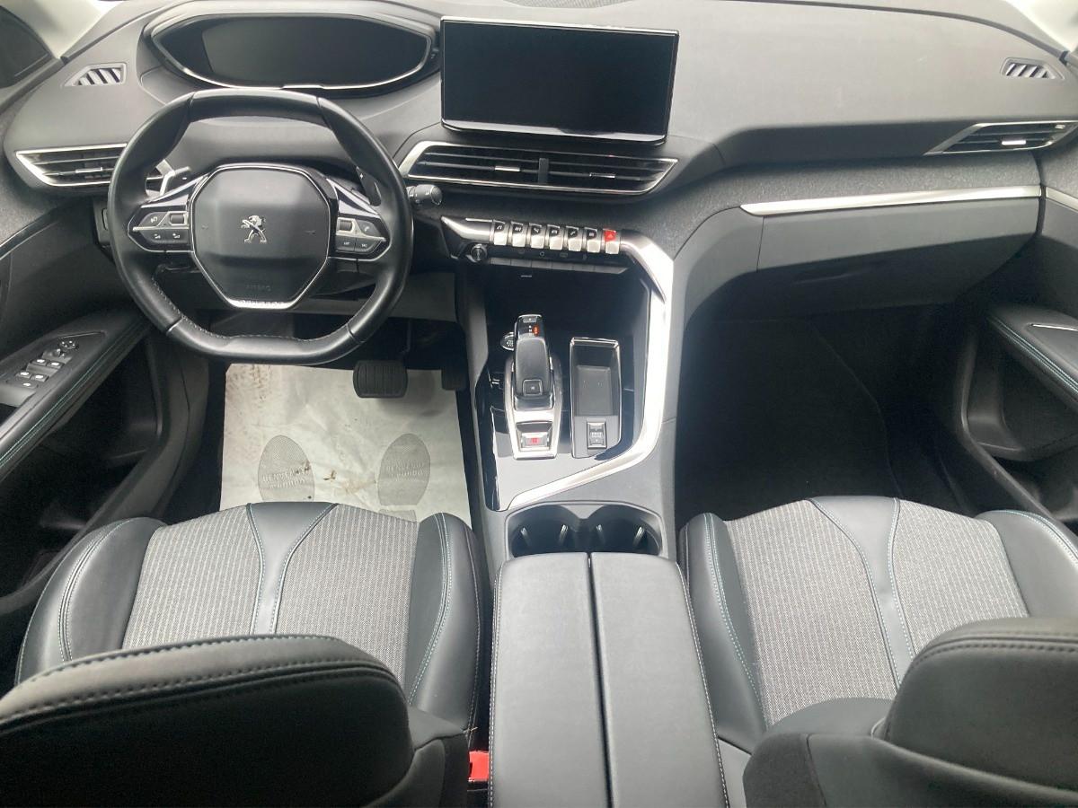 PEUGEOT 3008 1.5 bluehdi Allure Pack 130cv eat8