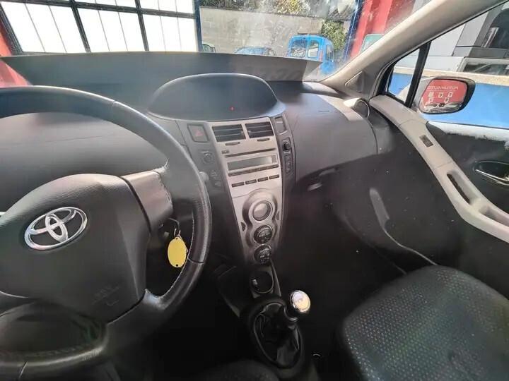 Toyota Yaris 1.3 5 porte M-MT Sol