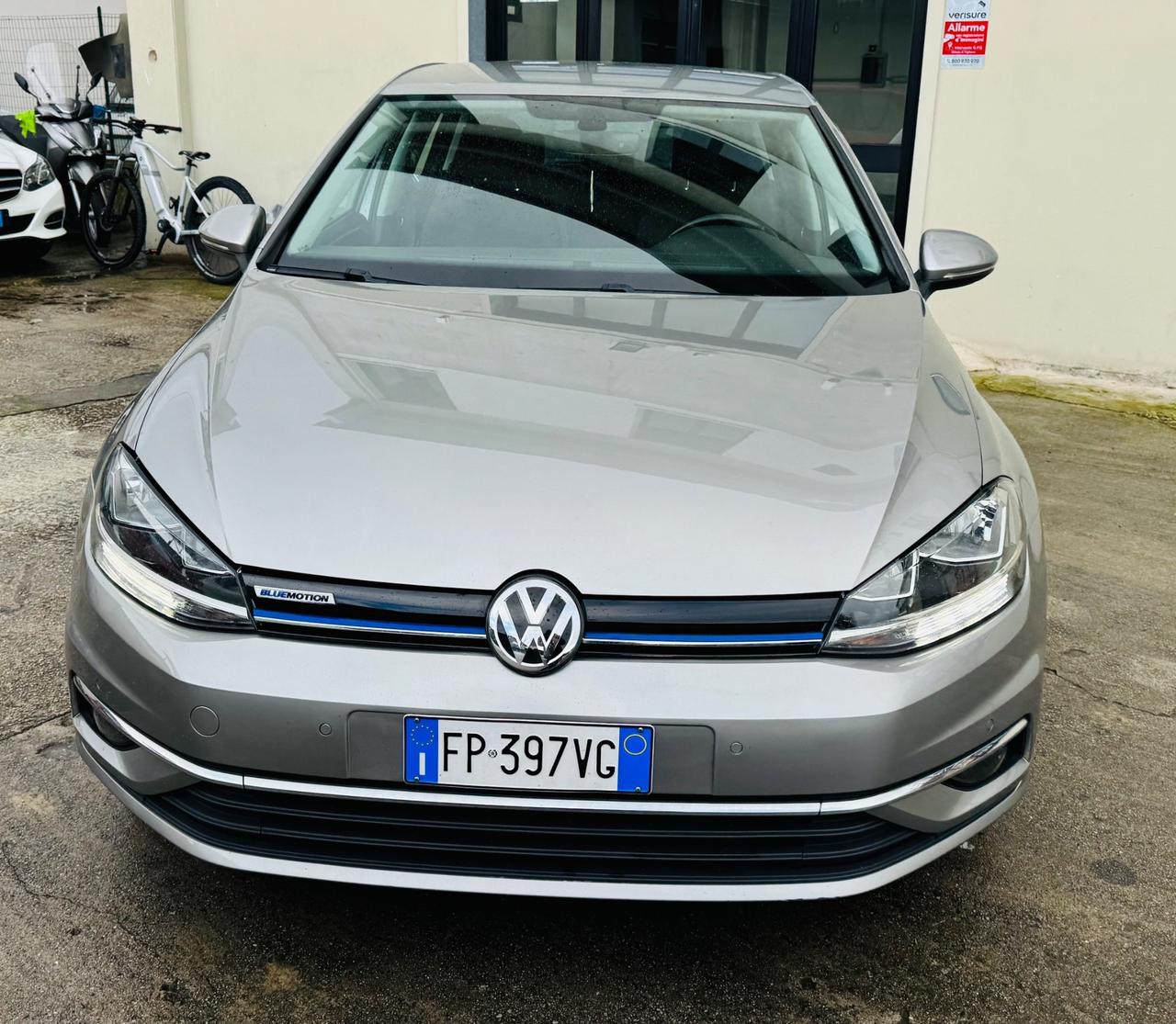 Volkswagen Golf 1.4 TGI 5p. Executive BlueMotion ok neopatentati