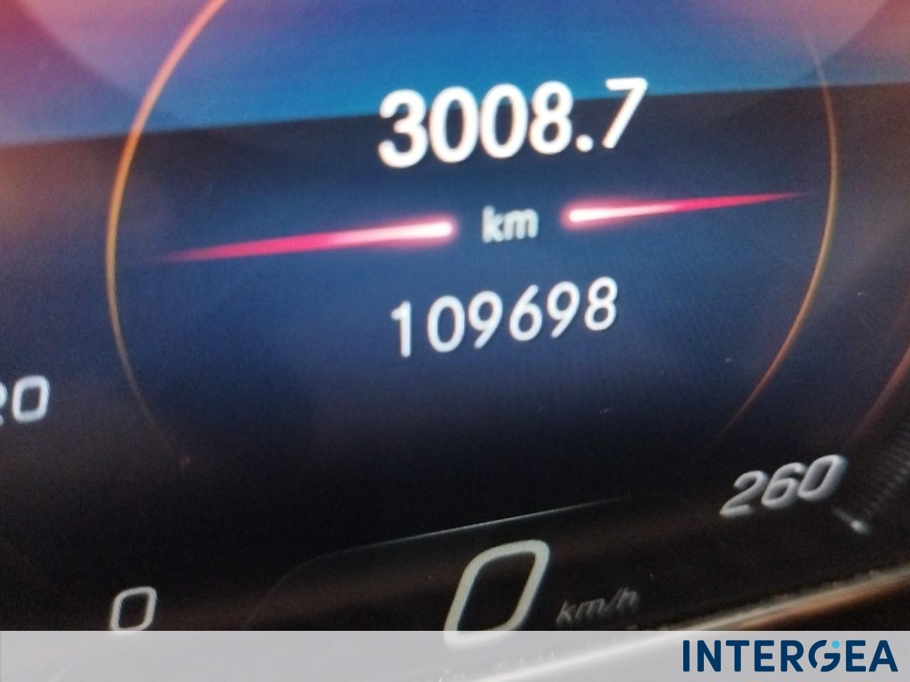 Mercedes-Benz A 180 d Business auto