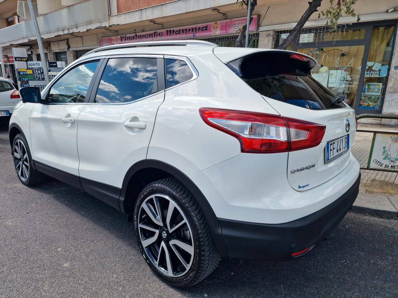 Nissan Qashqai 1.6 dCi 2WD Tekna AUTOMATICA Tetto Panoramico