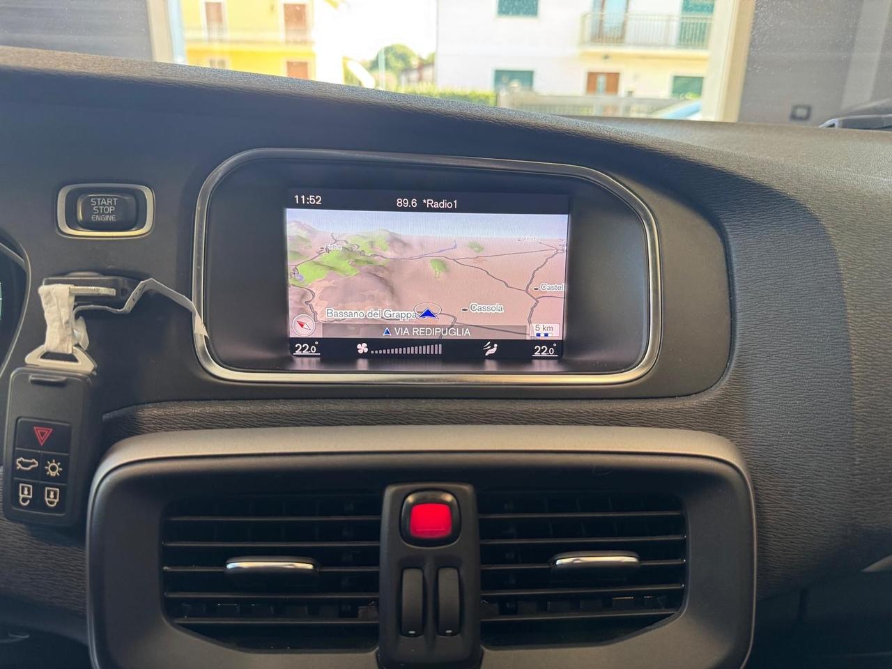 Volvo V40 D2 Geartronic Business Plus