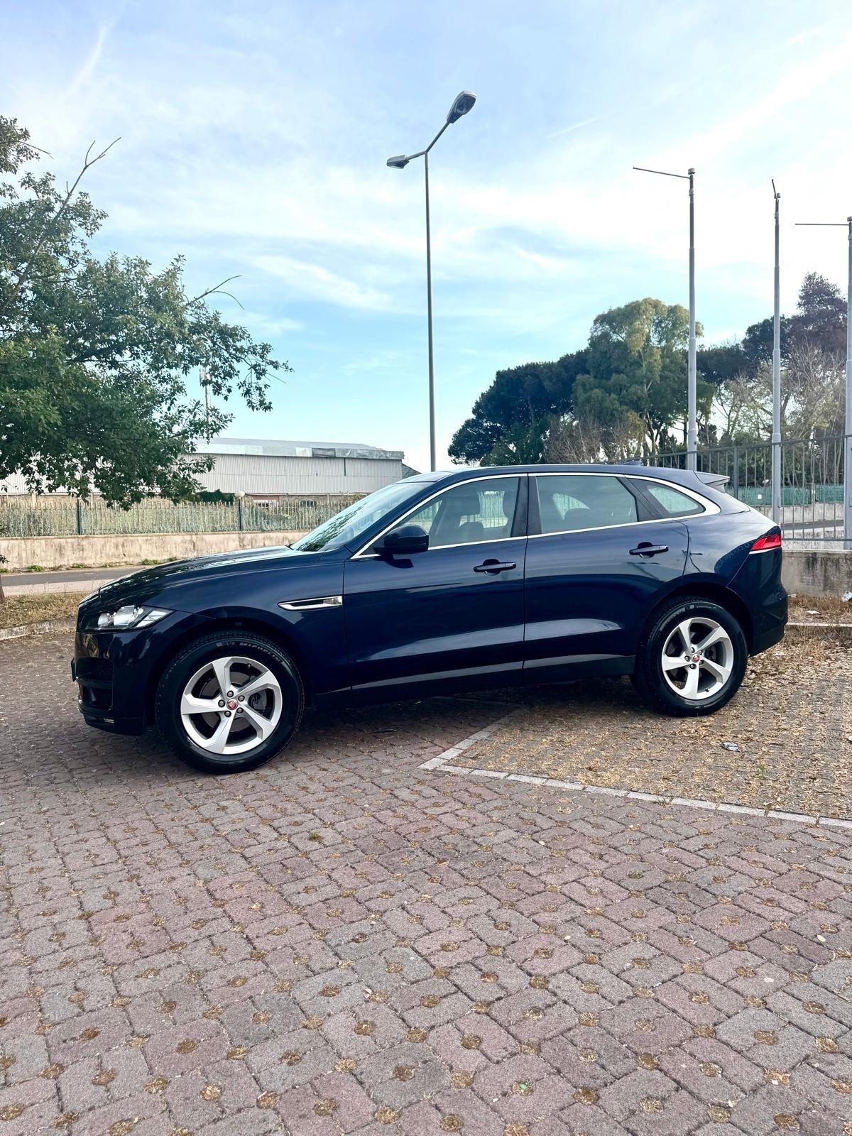 Jaguar F-Pace 2.0 D 180 CV AWD aut. Portfolio
