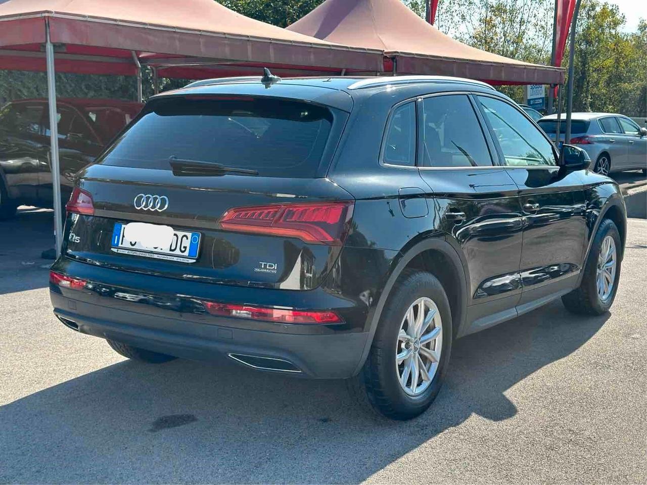 Audi Q5 2.0 TDI quattro S tronic Business