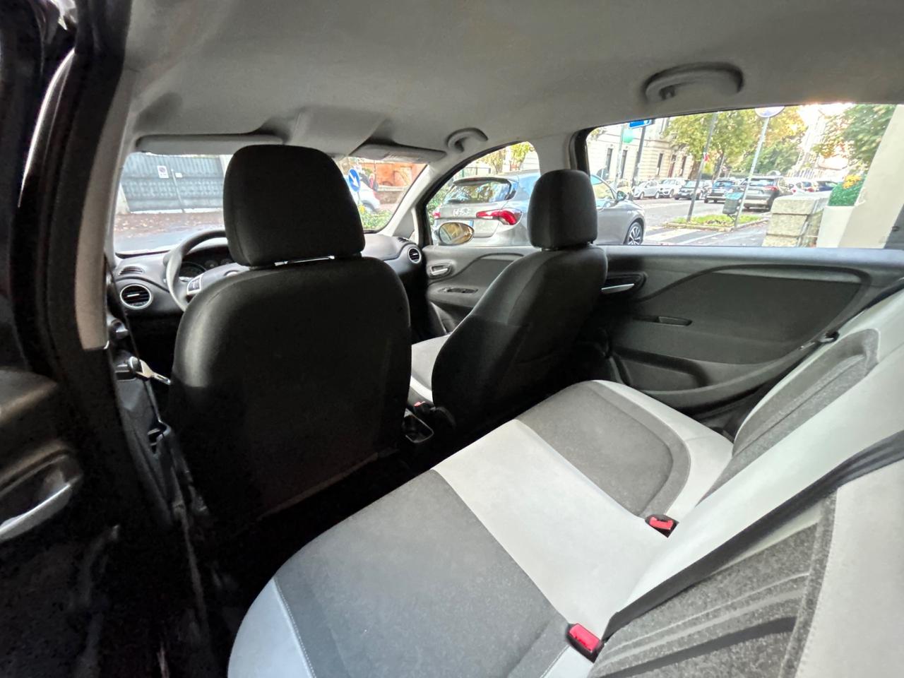 Fiat Punto 1.2 69cv Easy EURO 5B | NEOPATENTATI!!!