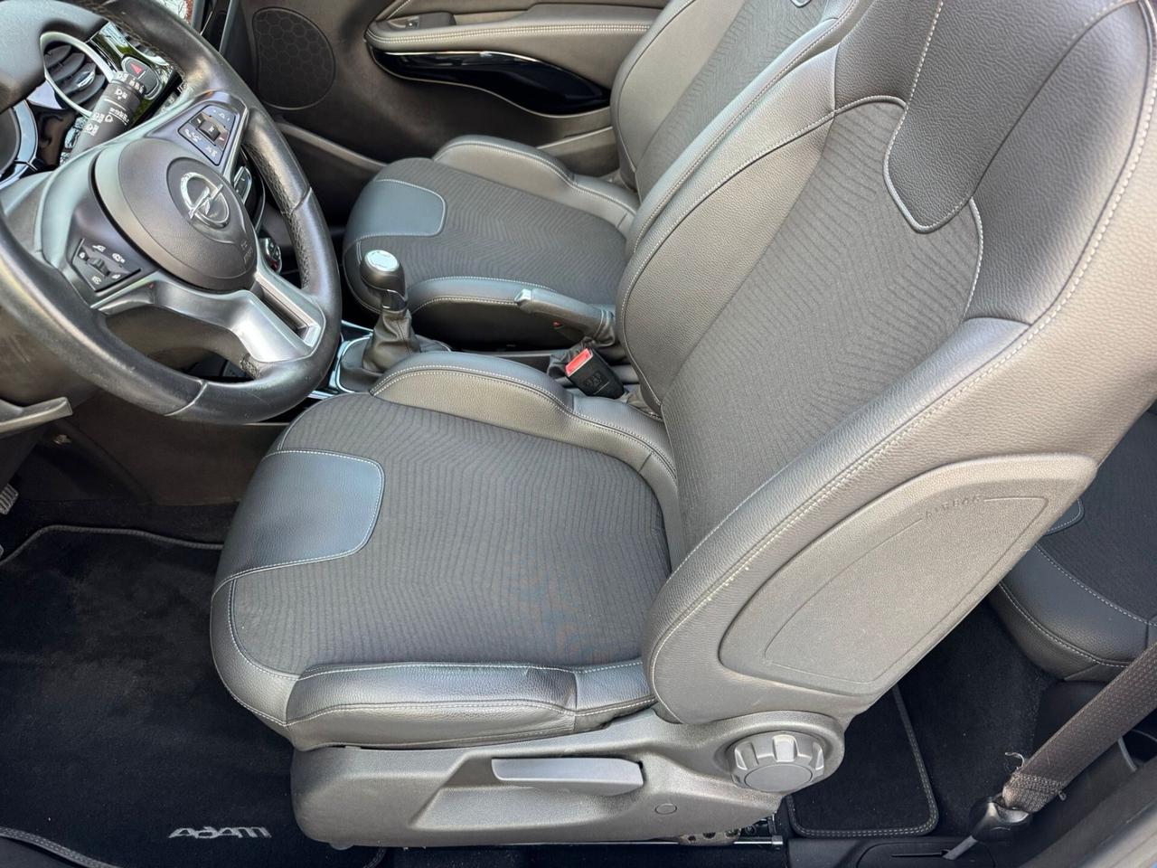 Opel Adam Rocks 1.2 70 CV Unlimited neopatentato