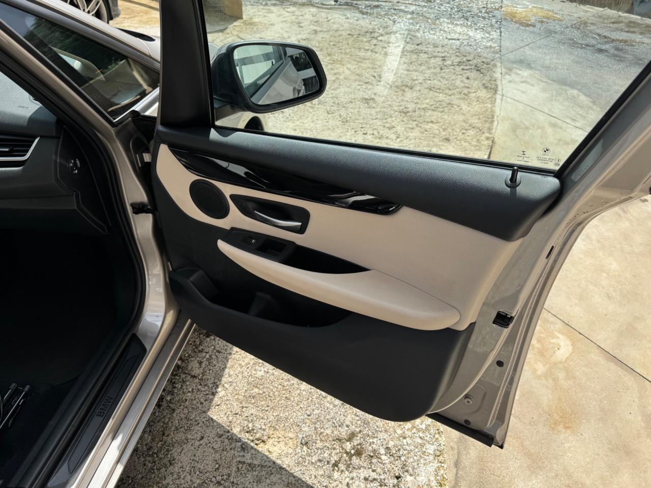 Bmw 216d Active Tourer Luxury - NUOVA - 2021