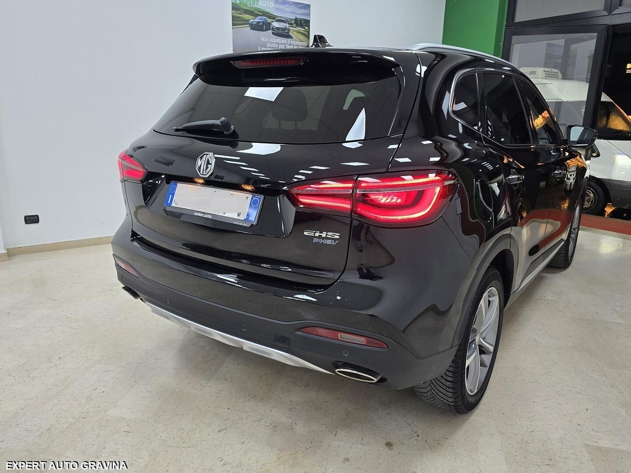 MG EHS PLUG-IN HYBRID LUXURY