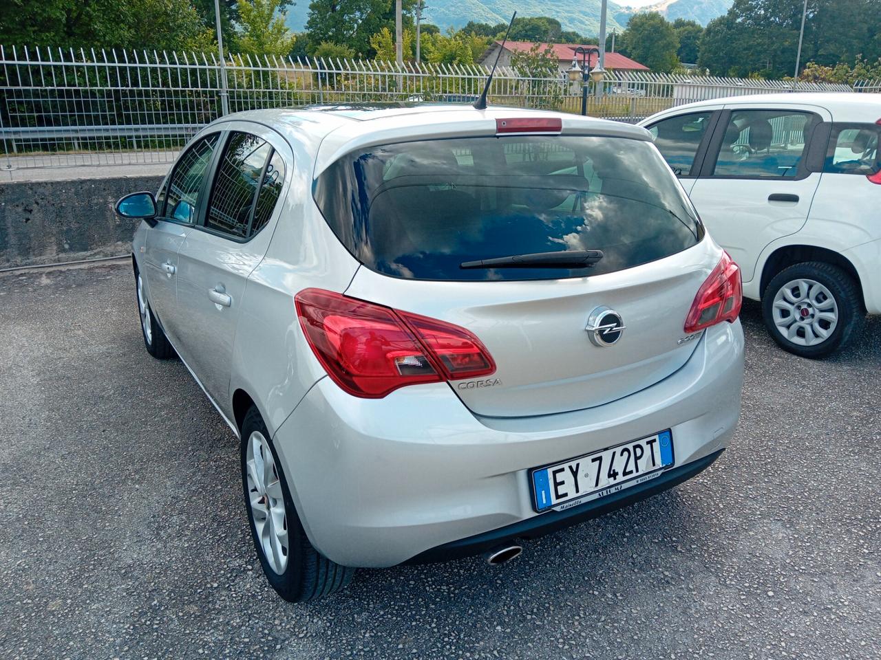 Opel Corsa 1.3 CDTI ecoFLEX 95CV 5 porte b-Color