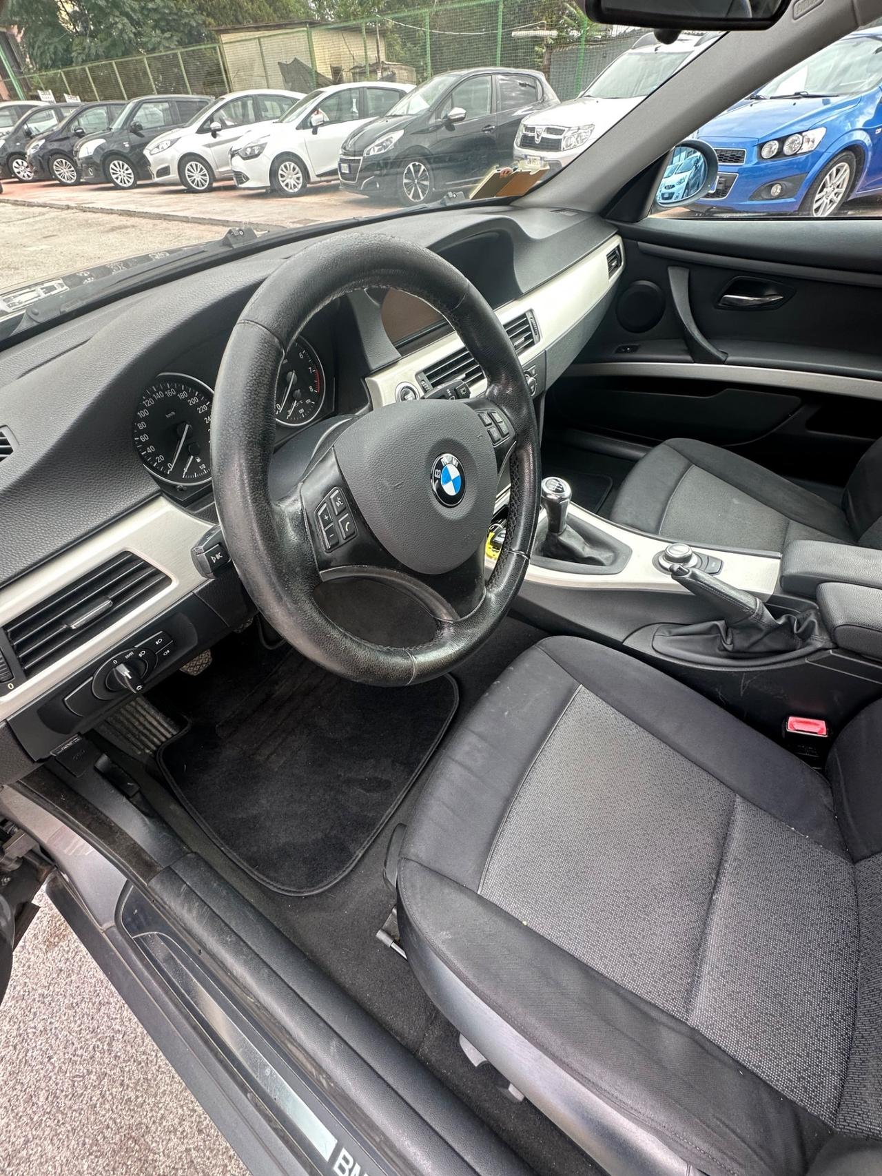 Bmw 325 325i cat Coupé Attiva