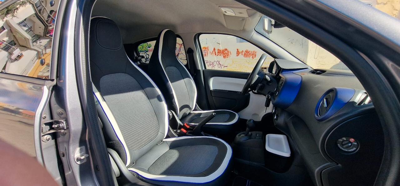 Renault Twingo 0.9 TCe 90 CV EDC COSMIC Unico Proprietario