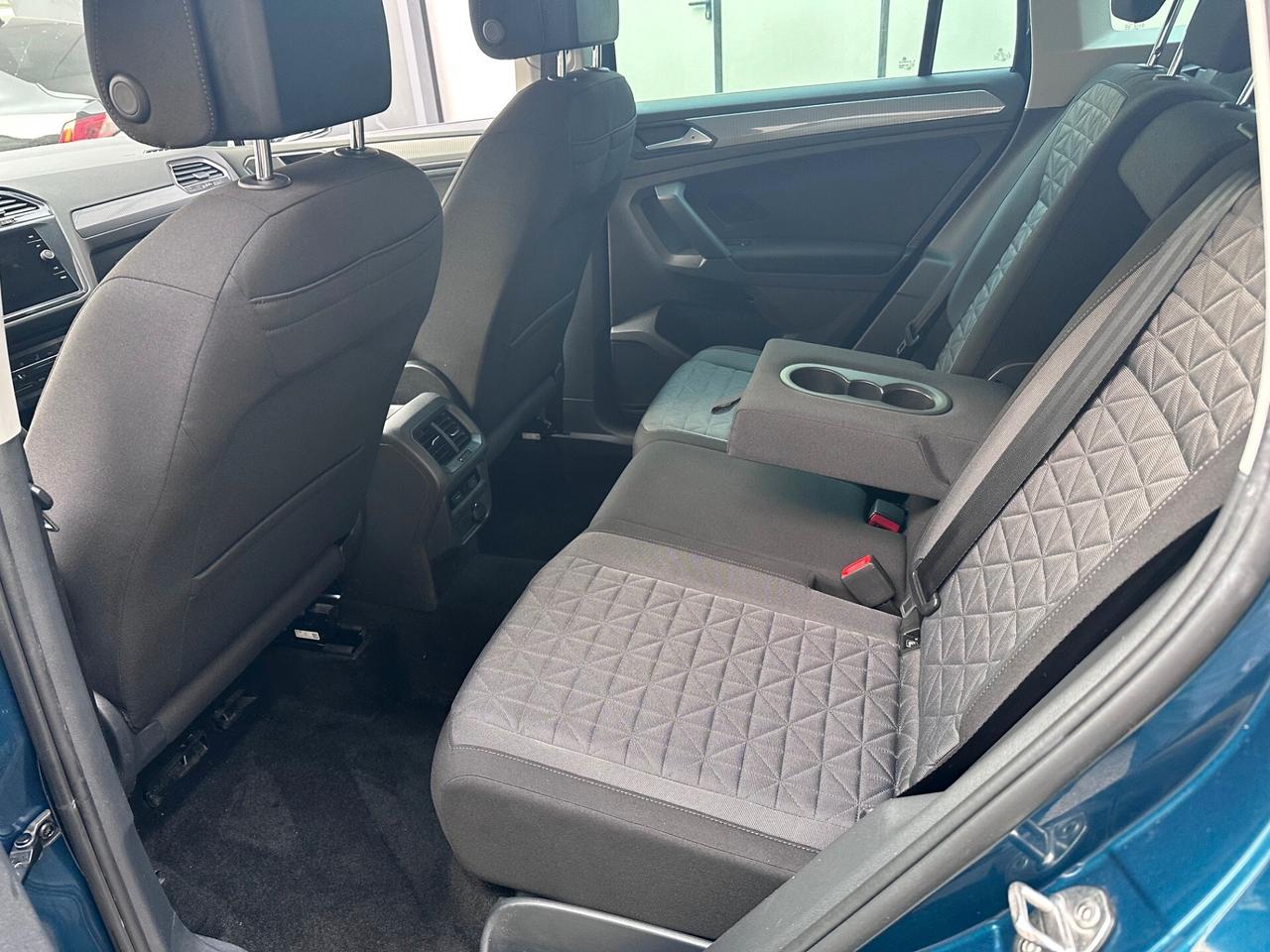 Volkswagen Tiguan 2.0 TDI 150 CV SCR DSG Elegance