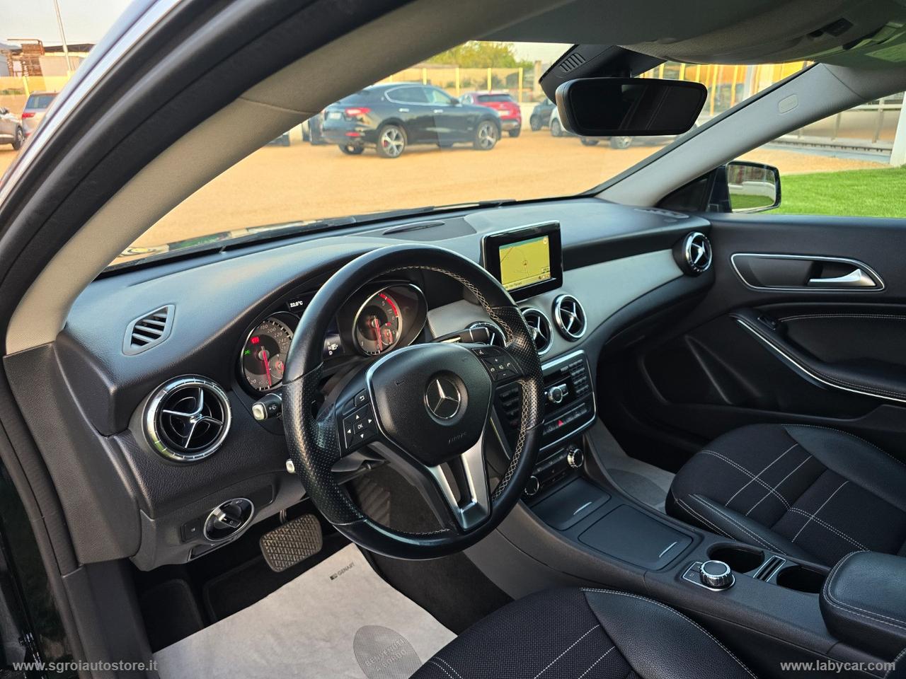 MERCEDES-BENZ CLA 220 CDI Automatic Sport