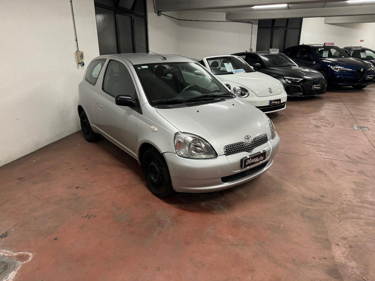 Toyota Yaris 1.0i 16V cat 3 porte