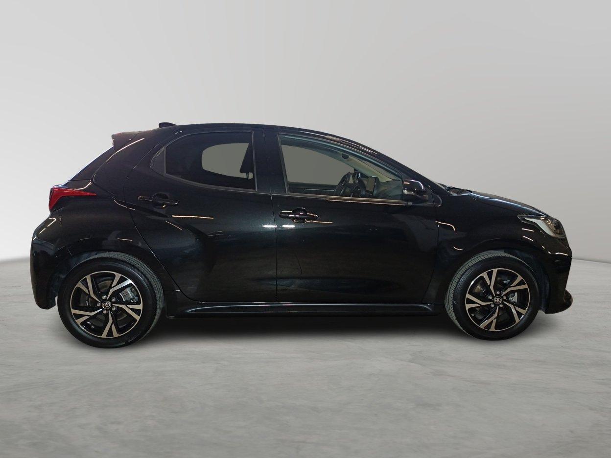 TOYOTA Yaris 4ª serie - Yaris 1.5 Hybrid 5 porte Trend