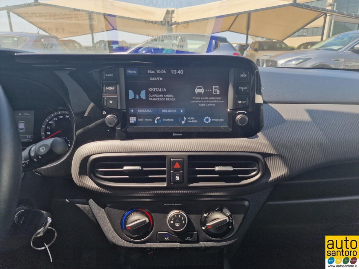 HYUNDAI I10 1.0 TECH + CONNECT PACK