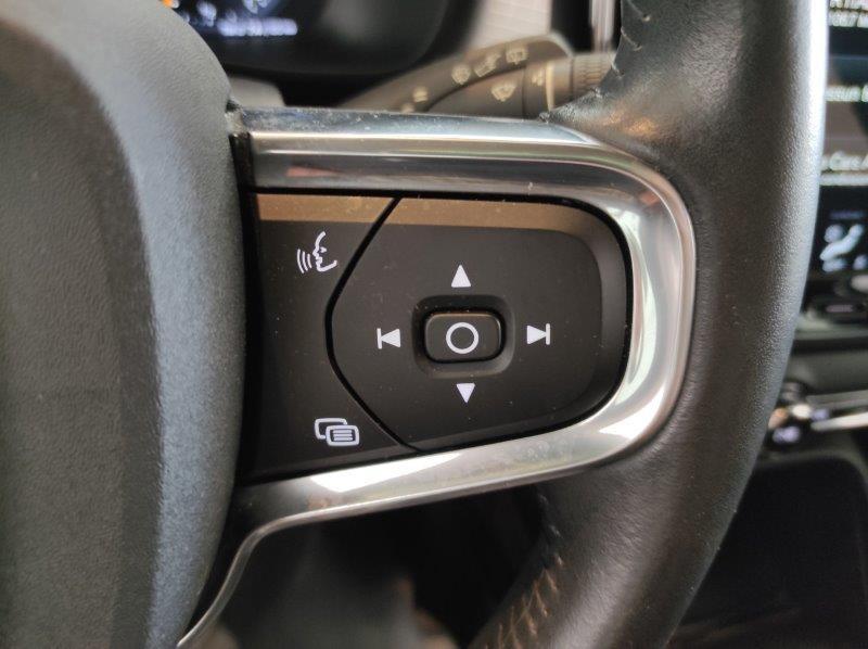 VOLVO XC40 (2017-->) - XC40 T5 Recharge Plug-in Hybrid Inscription Expression