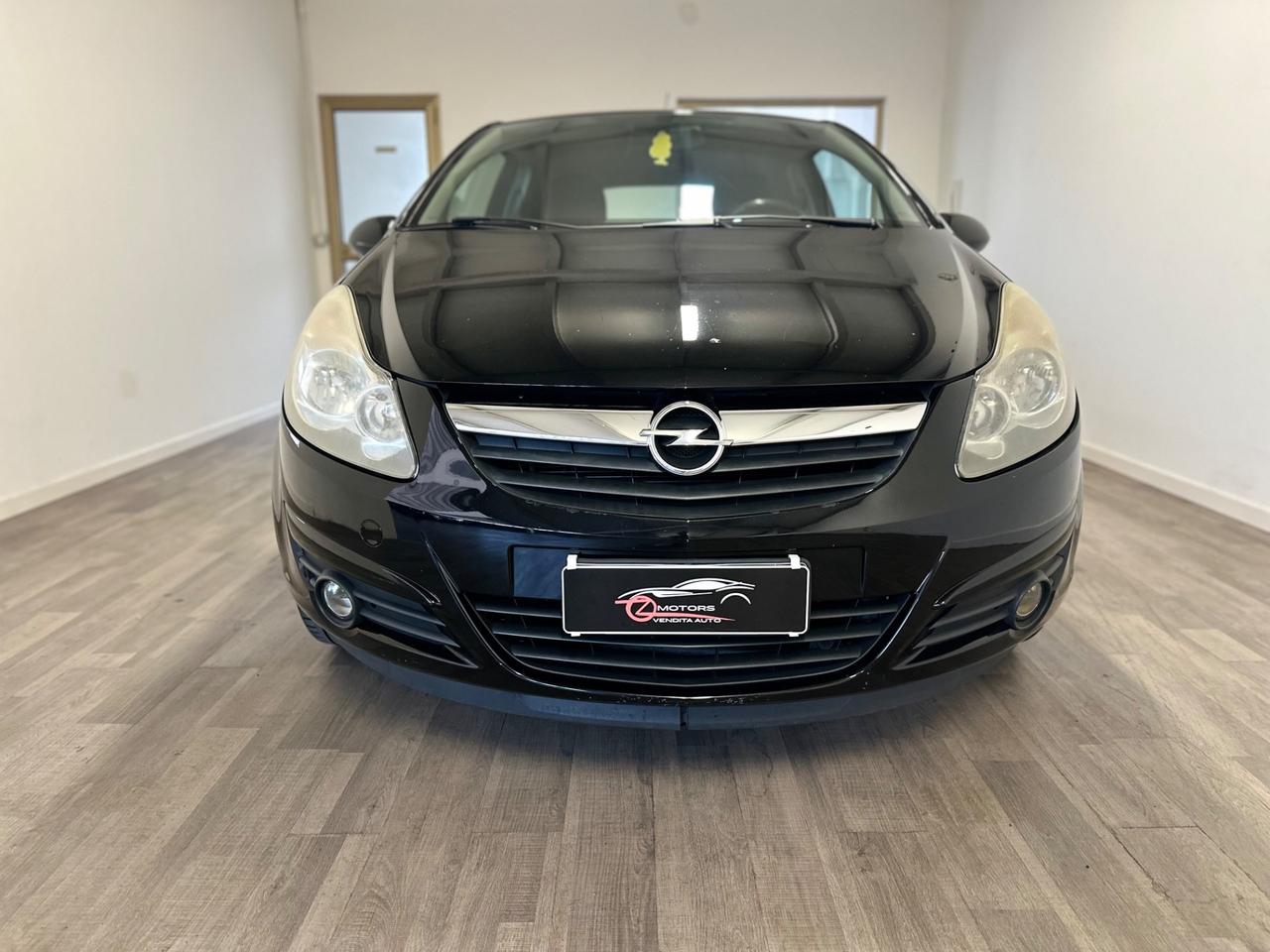 Opel Corsa 1.4 16V 3 porte Sport NEOPATENTATI