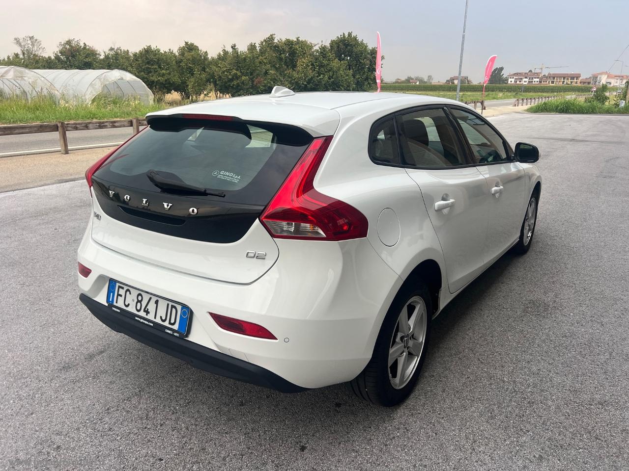 VOLVO V40 D2 eco Momentum SOLO KM.90000