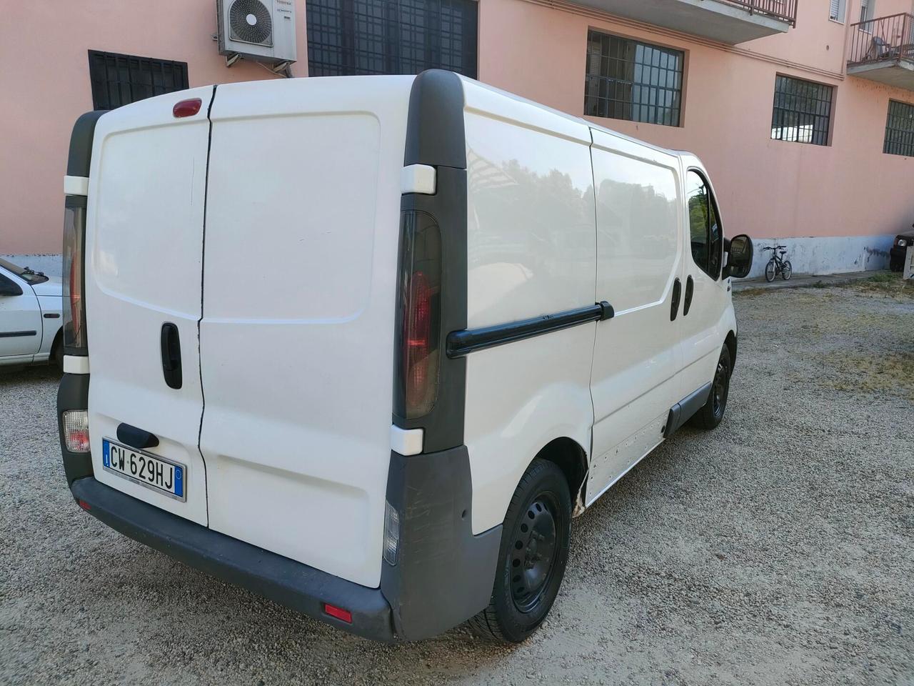 Renault Trafic 1.9 dCi IVA esclusa