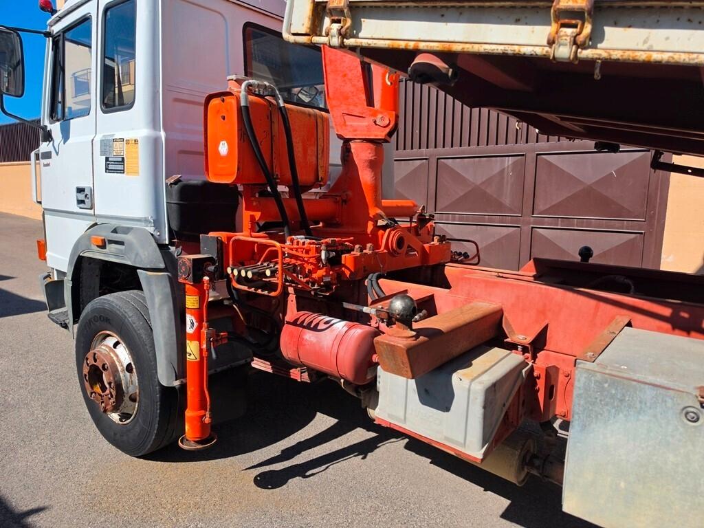IVECO 145-17 GRU E RIBALTABILE
