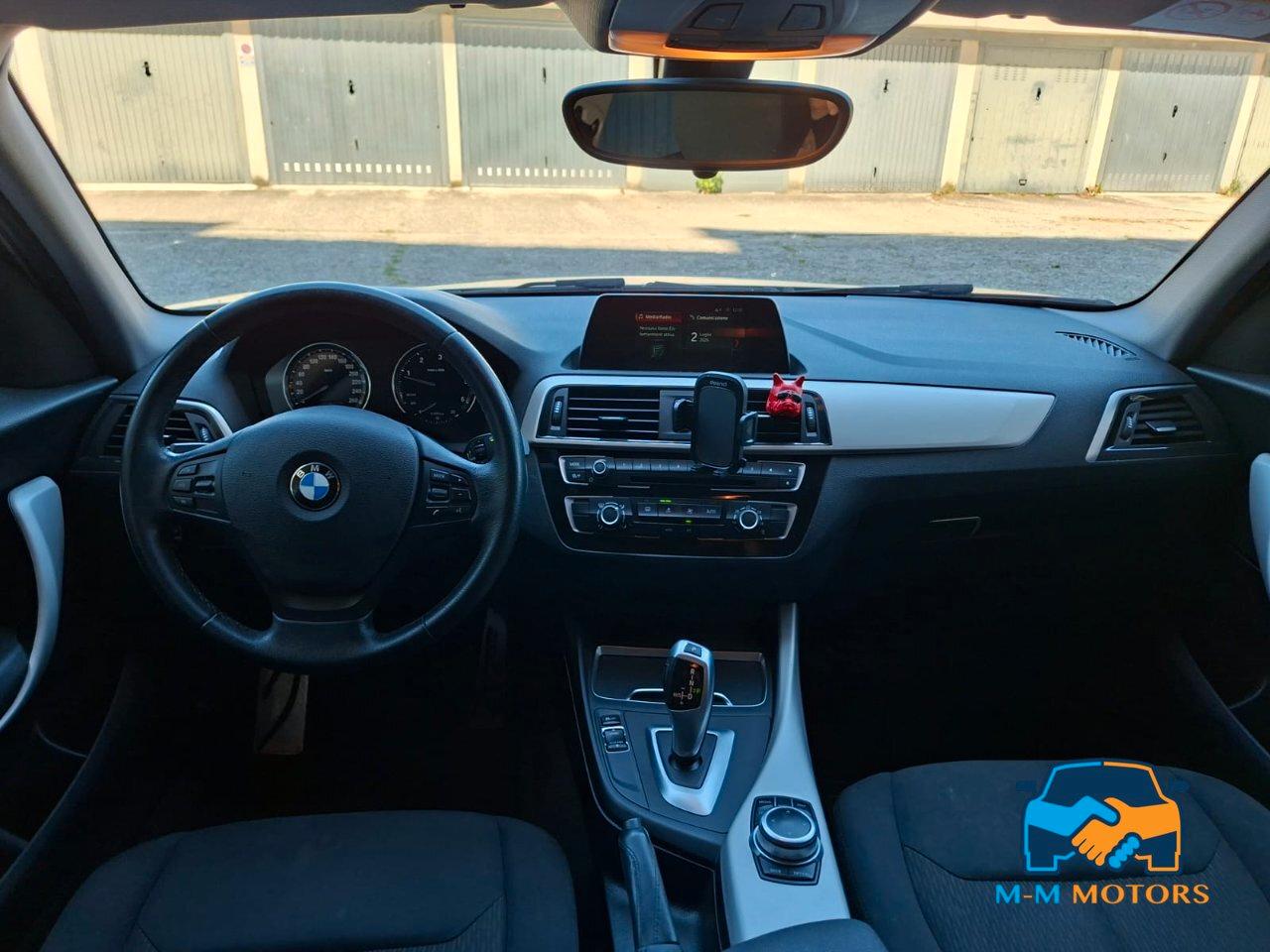 BMW 118 d Advantage 5p auto