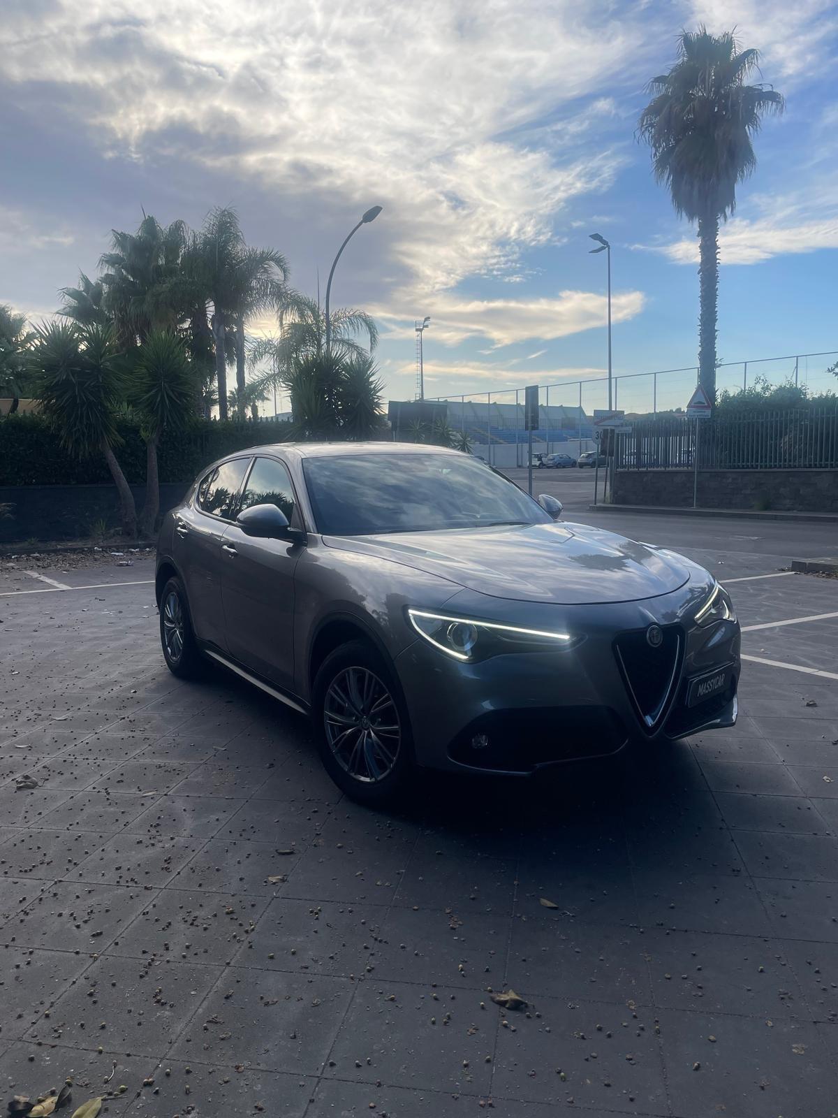 Alfa Romeo Stelvio 2.2 Turbodiesel 210 CV AT8 Q4 Super