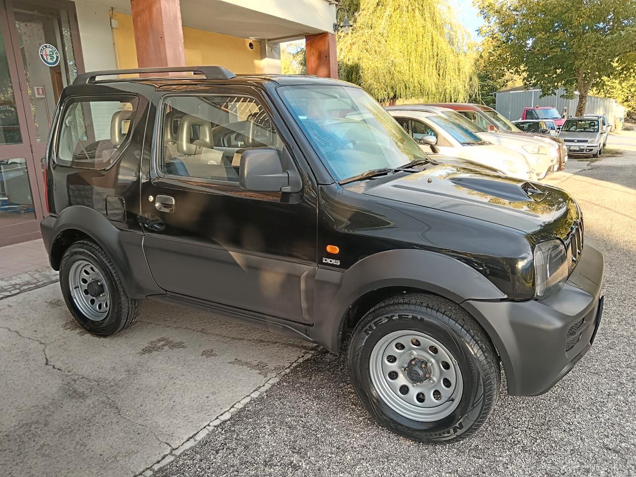 Suzuki Jimny 1.5 DDiS 86CV 4WD + GANCIO TRAINO