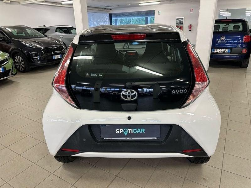 Toyota Aygo 1.0 VVT-i 69 CV 5 porte x-cool TSS