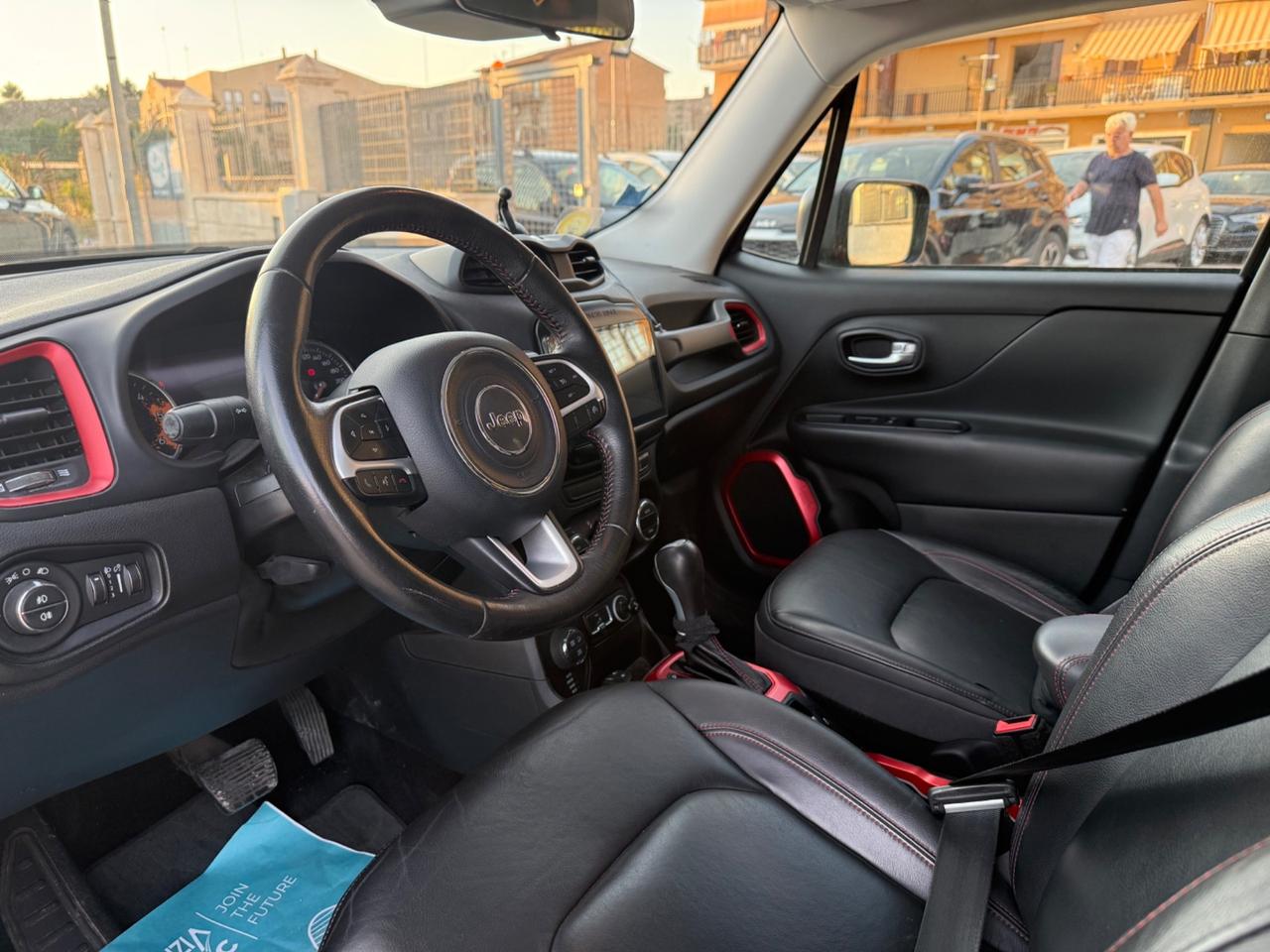 Jeep Renegade 2.0 Mjt 170CV 4WD Active Drive Low Trailhawk