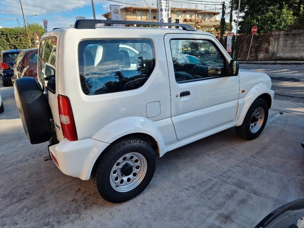 Suzuki Jimny 1.3i 16V cat 4WD JLX