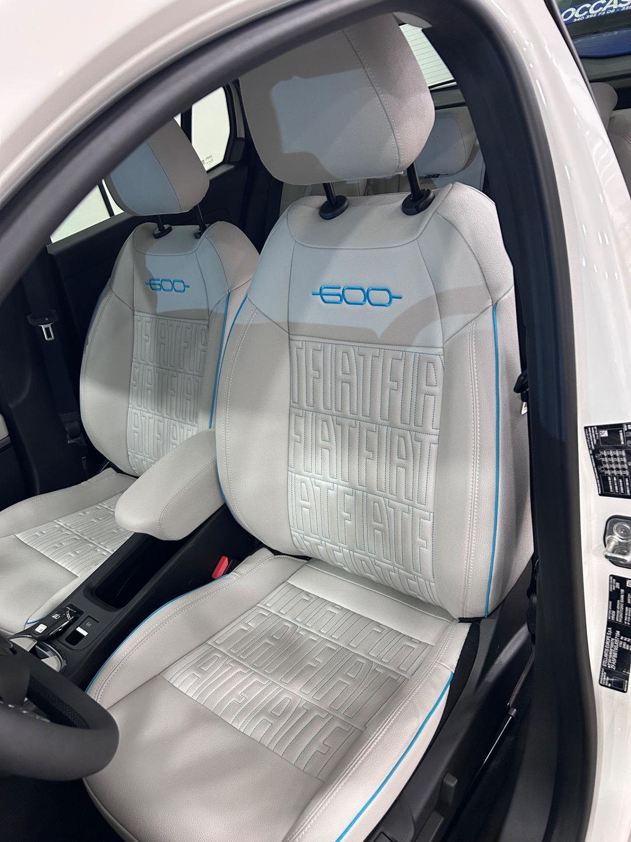 Fiat 600 Hybrid 110 CV DCT MHEV La Prima