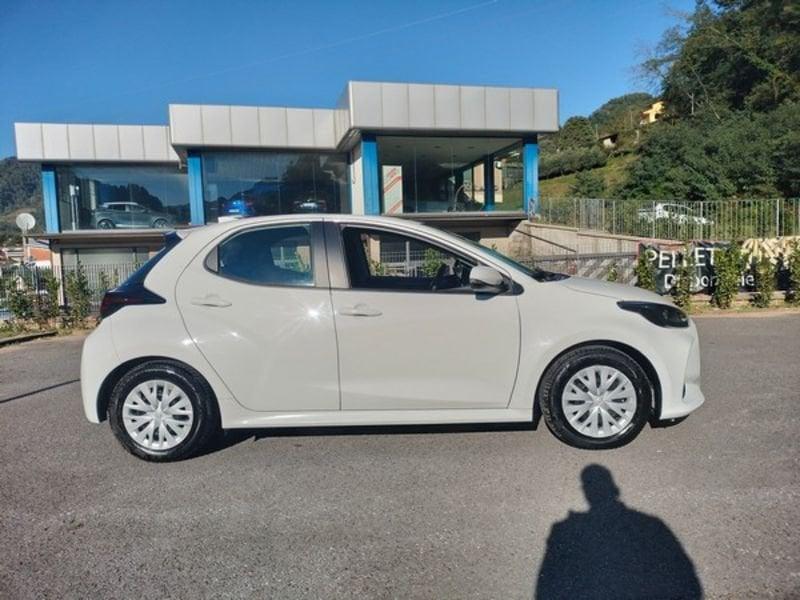 Toyota Yaris Yaris 1.5h Business