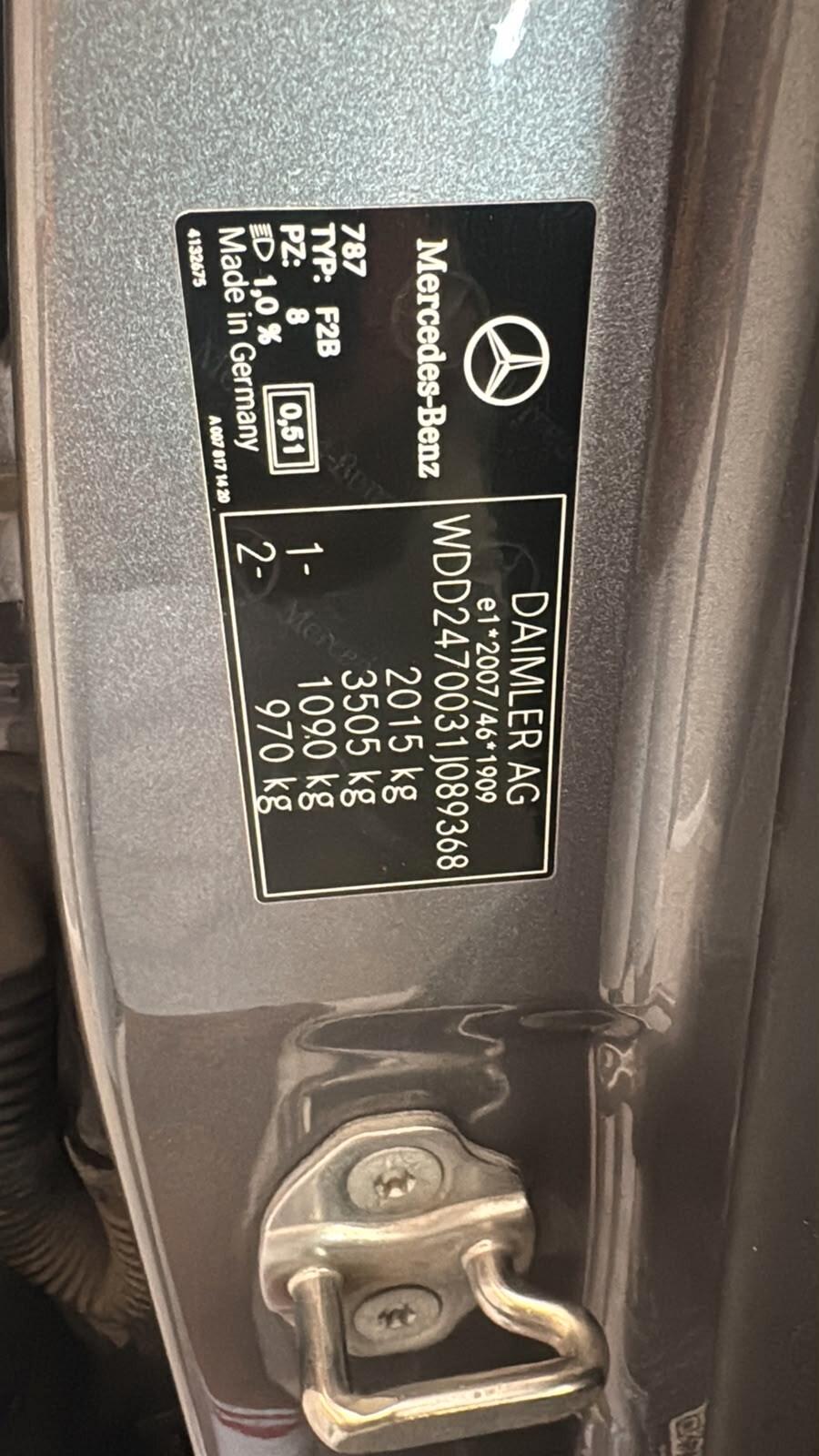 MERCEDES-BENZ CLASSE B 180D PREMIUM AMG LINE AUTOMATICA FULL