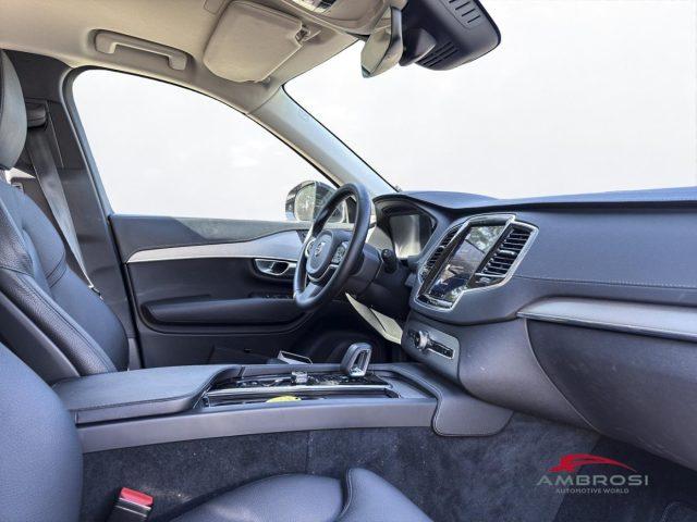 VOLVO XC90 B5 AWD Geartronic 7 posti R-design