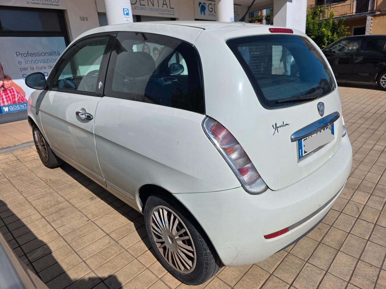 Lancia Ypsilon 1.4 Unyca Ecochic GPL