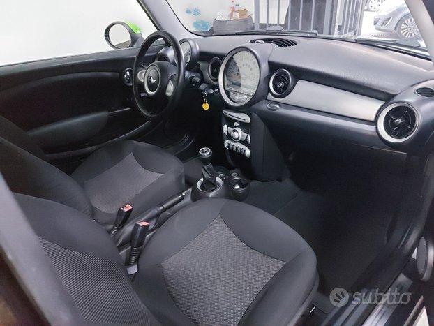 Mini Cooper 1.6 d unico prop 2010