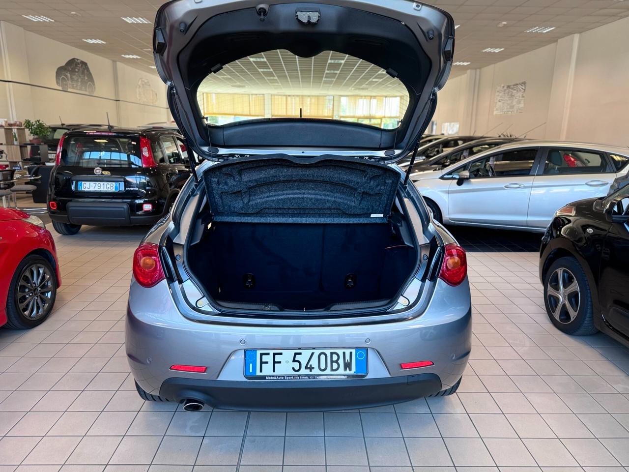 Alfa Romeo Giulietta 1.6 JTDm-2 120 CV Distinctive