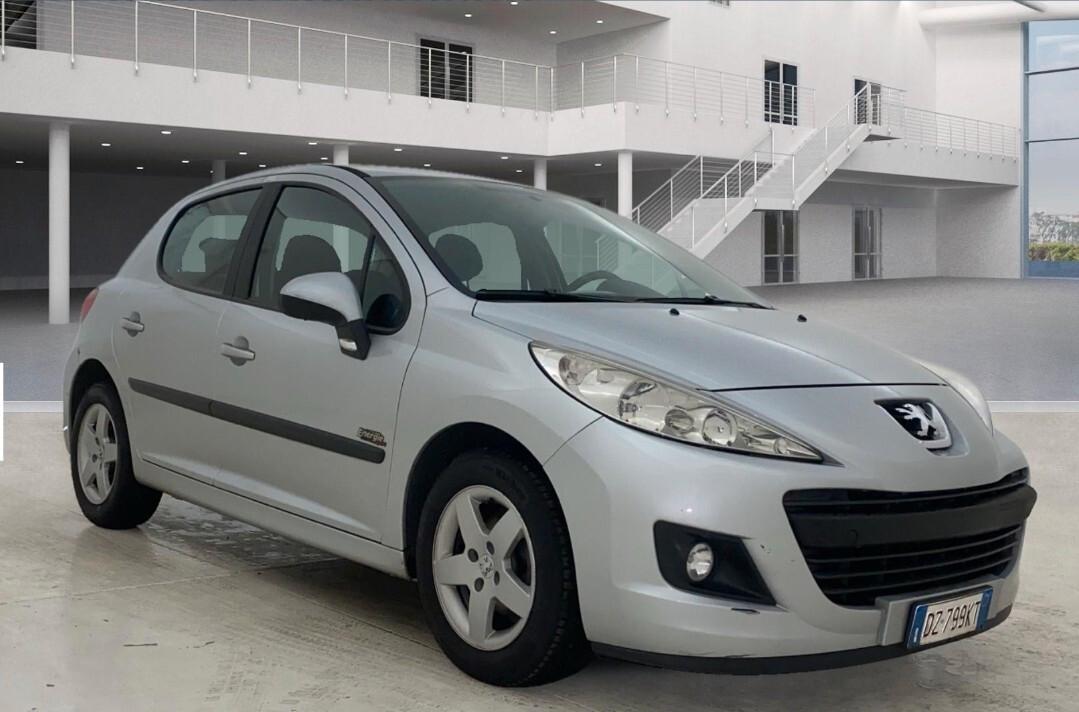 Peugeot 207 1.4 8V 75CV 5 GPL Rinnovato