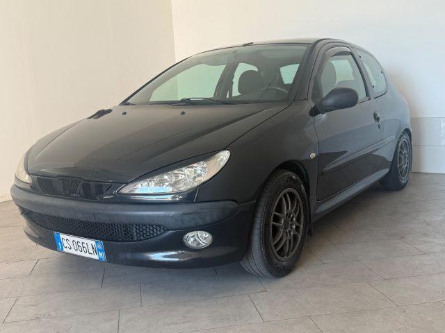 PEUGEOT 206 1.1 3p. XT