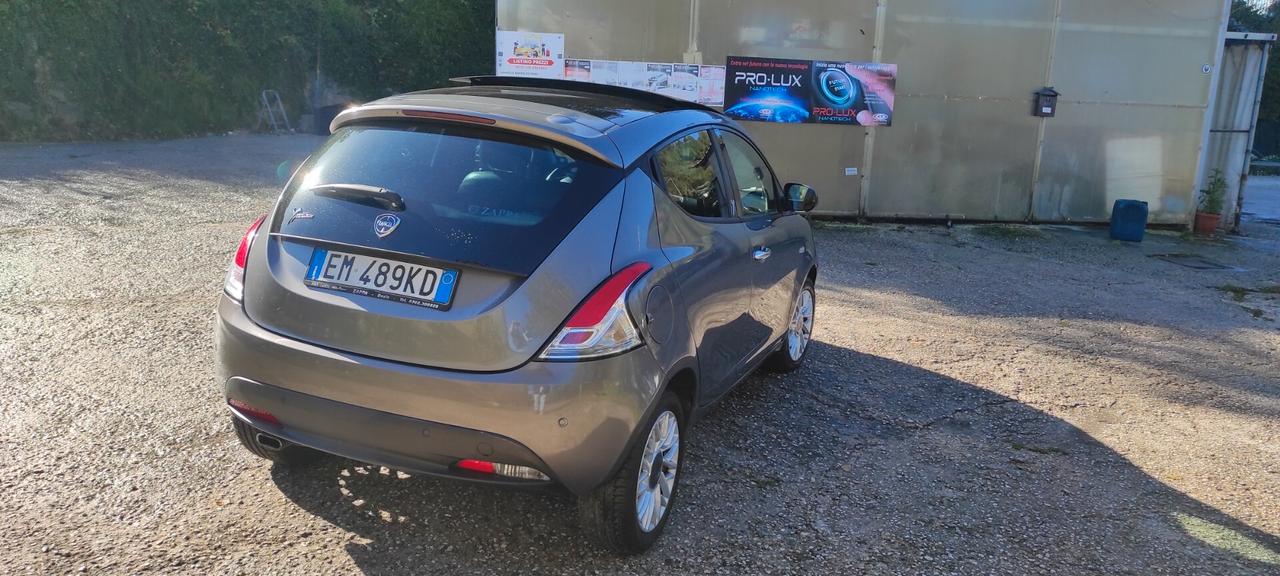 Lancia Ypsilon 1.3 MJT 16V 95 CV 5 porte S&S Platinum