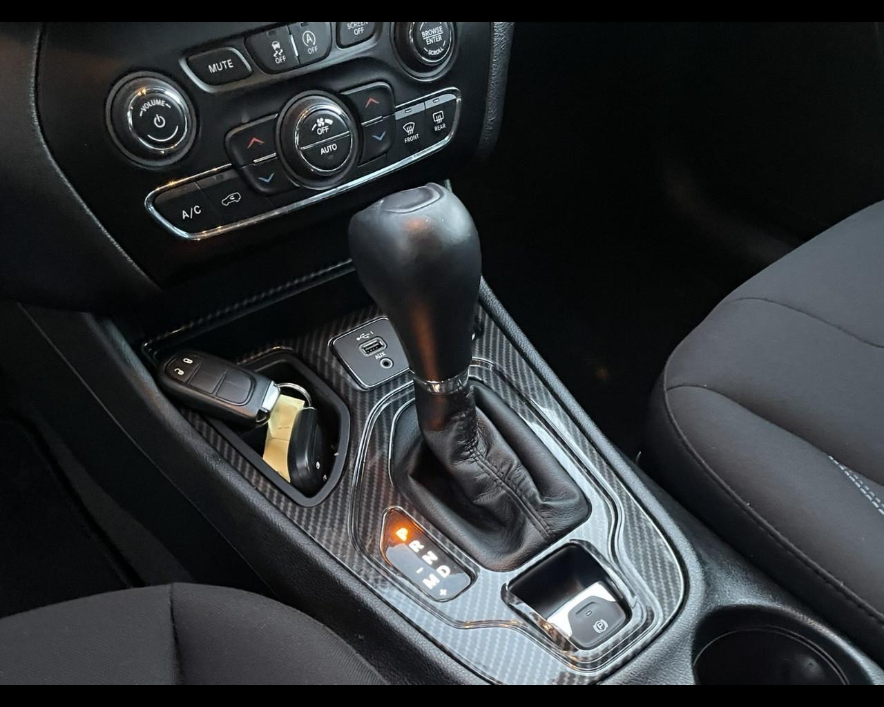 JEEP Cherokee 4ªs. 18-21 - Cherokee 2.2 Mjt Longitude