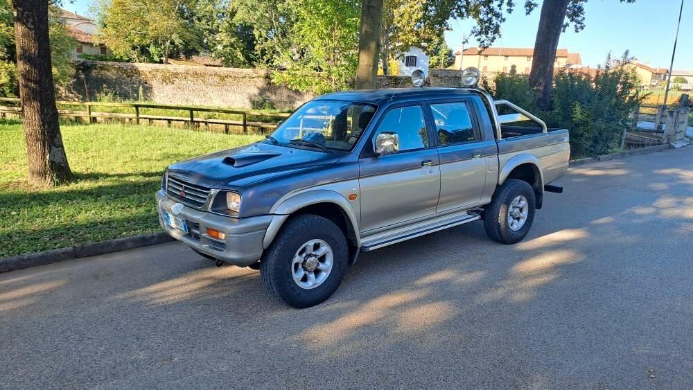 Mitsubishi L200 2.5 TDI 4WD Doppia cabina