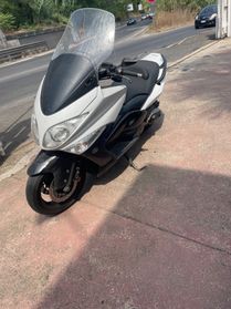 Yamaha T Max max